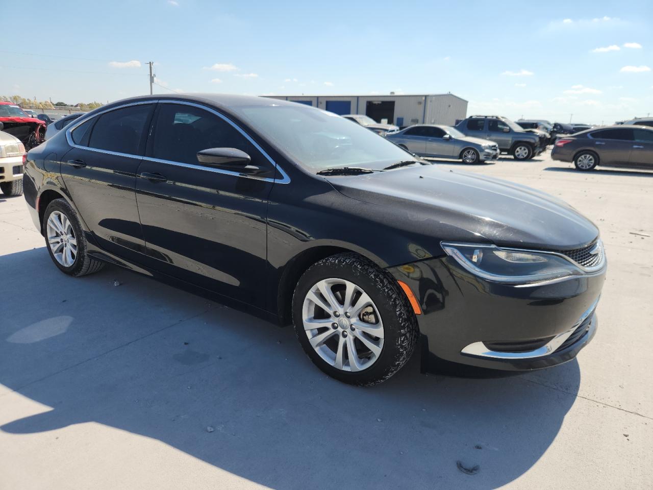 Chrysler 200 Limited Image 11