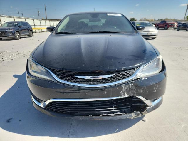 Chrysler 200 Limited Image 4