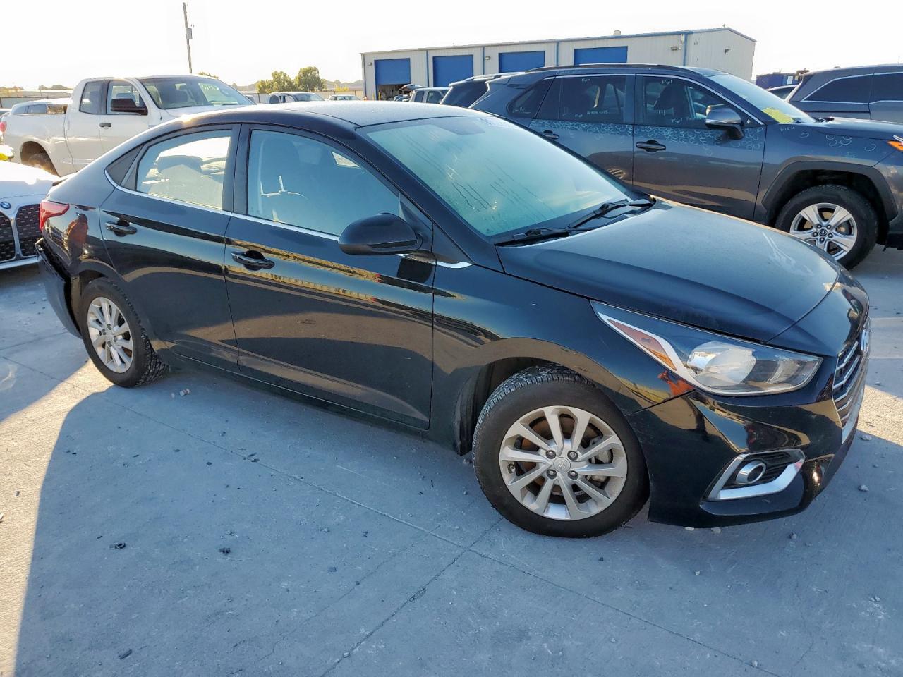 Hyundai ACCENT Se Image 7