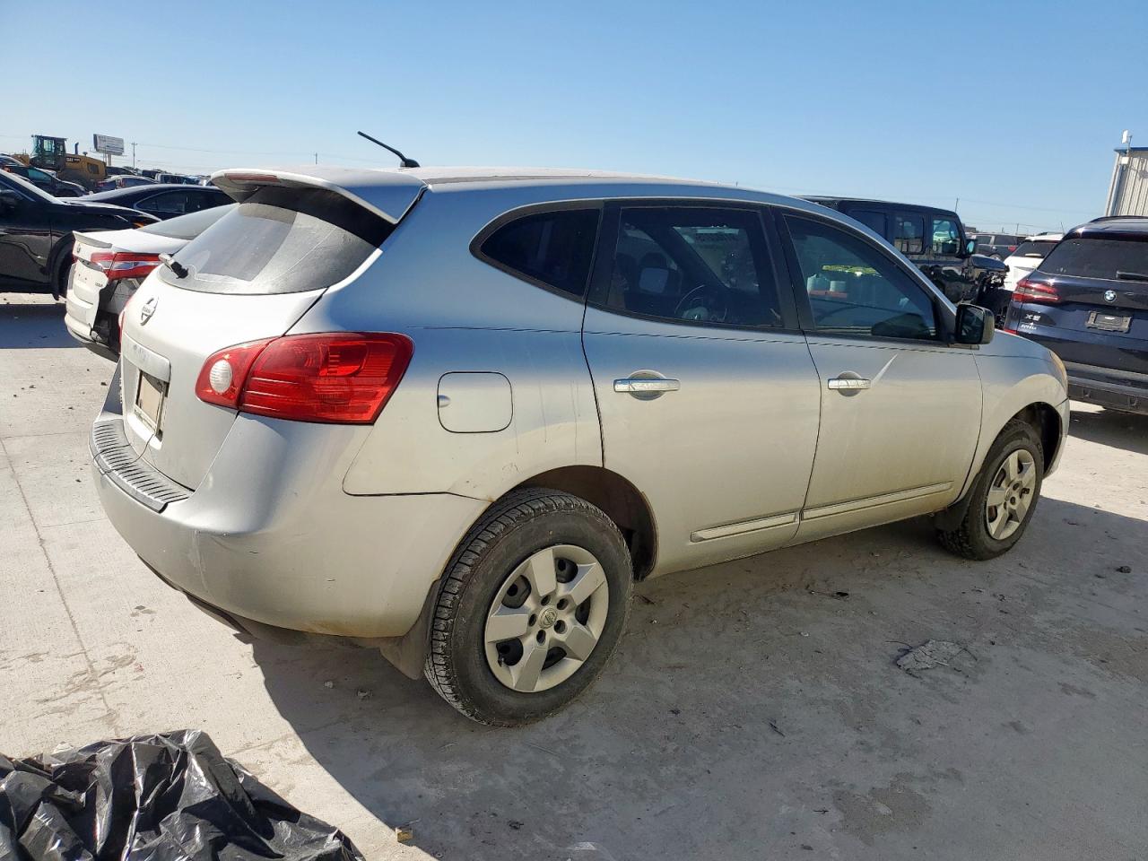 Nissan Rogue S Image 9