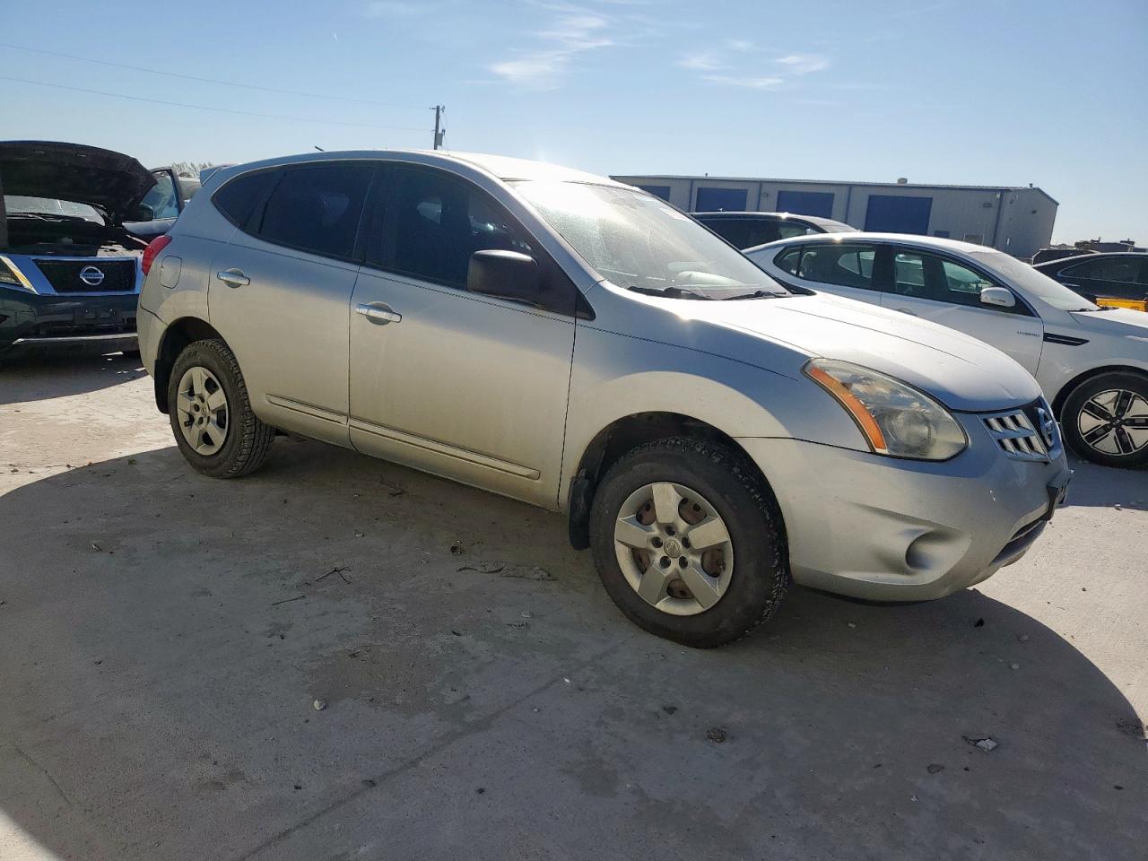 Nissan Rogue S Image 6