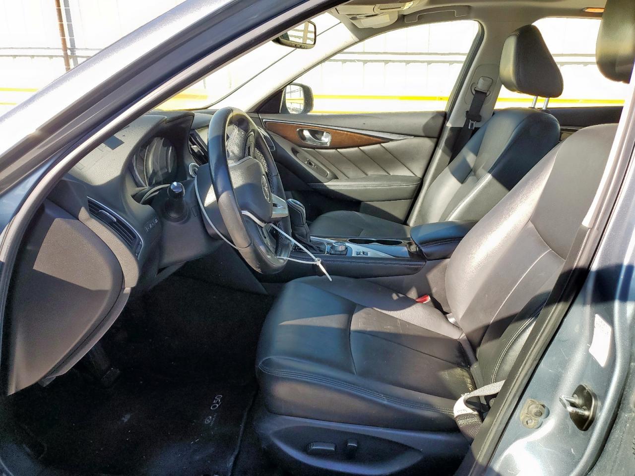 INFINITI Q50 Luxe Image 7