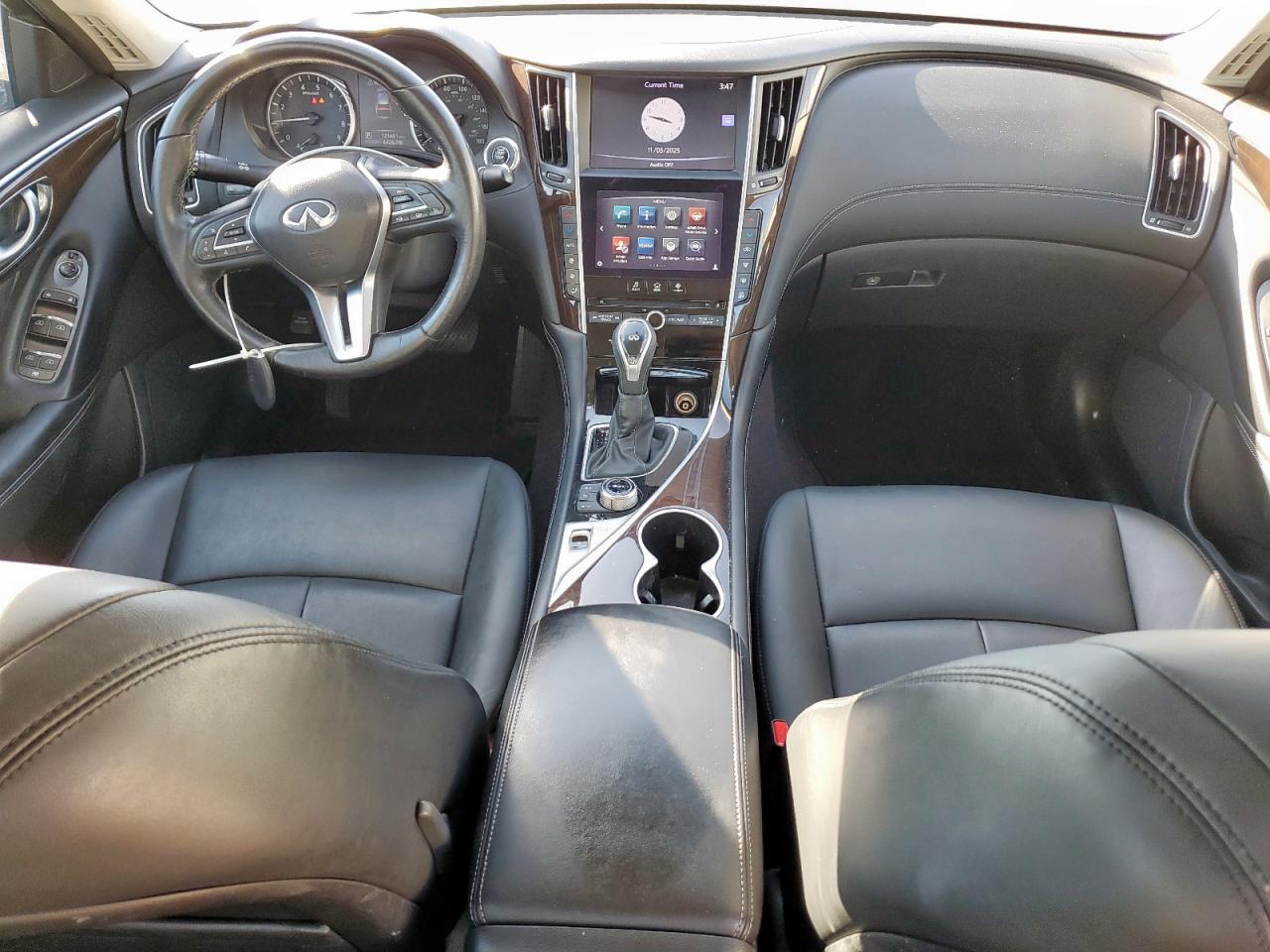 INFINITI Q50 Luxe Image 3