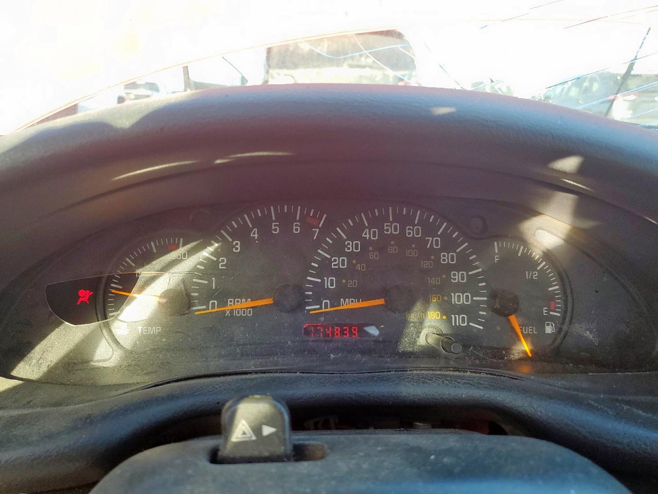 Pontiac Sunfire Image 10