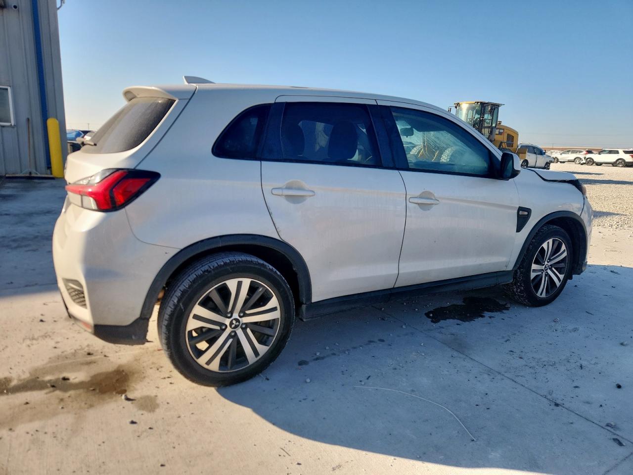 Mitsubishi Outlander Es Image 4