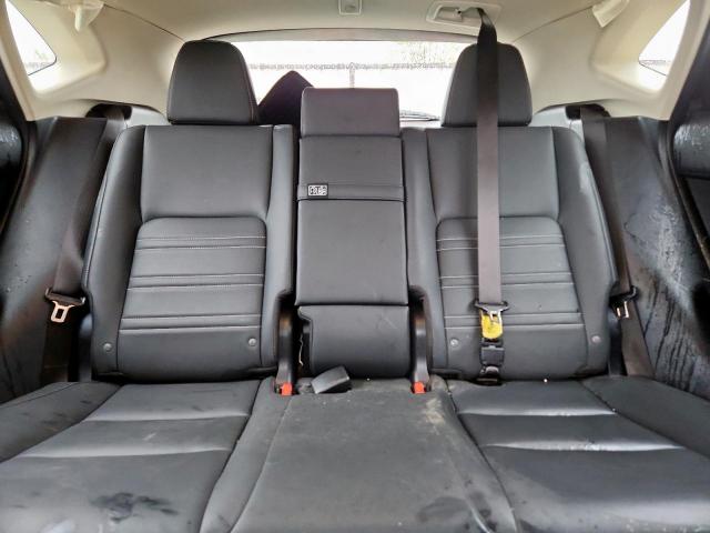 Lexus NX 300 Base Image 5