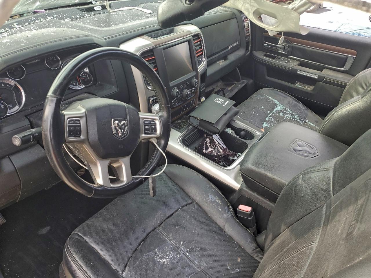 Ram 1500 Laramie Image 12