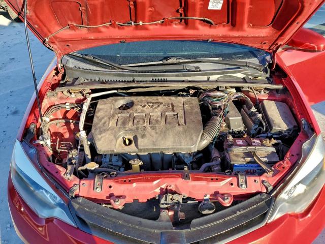 Toyota Corolla L Image 8