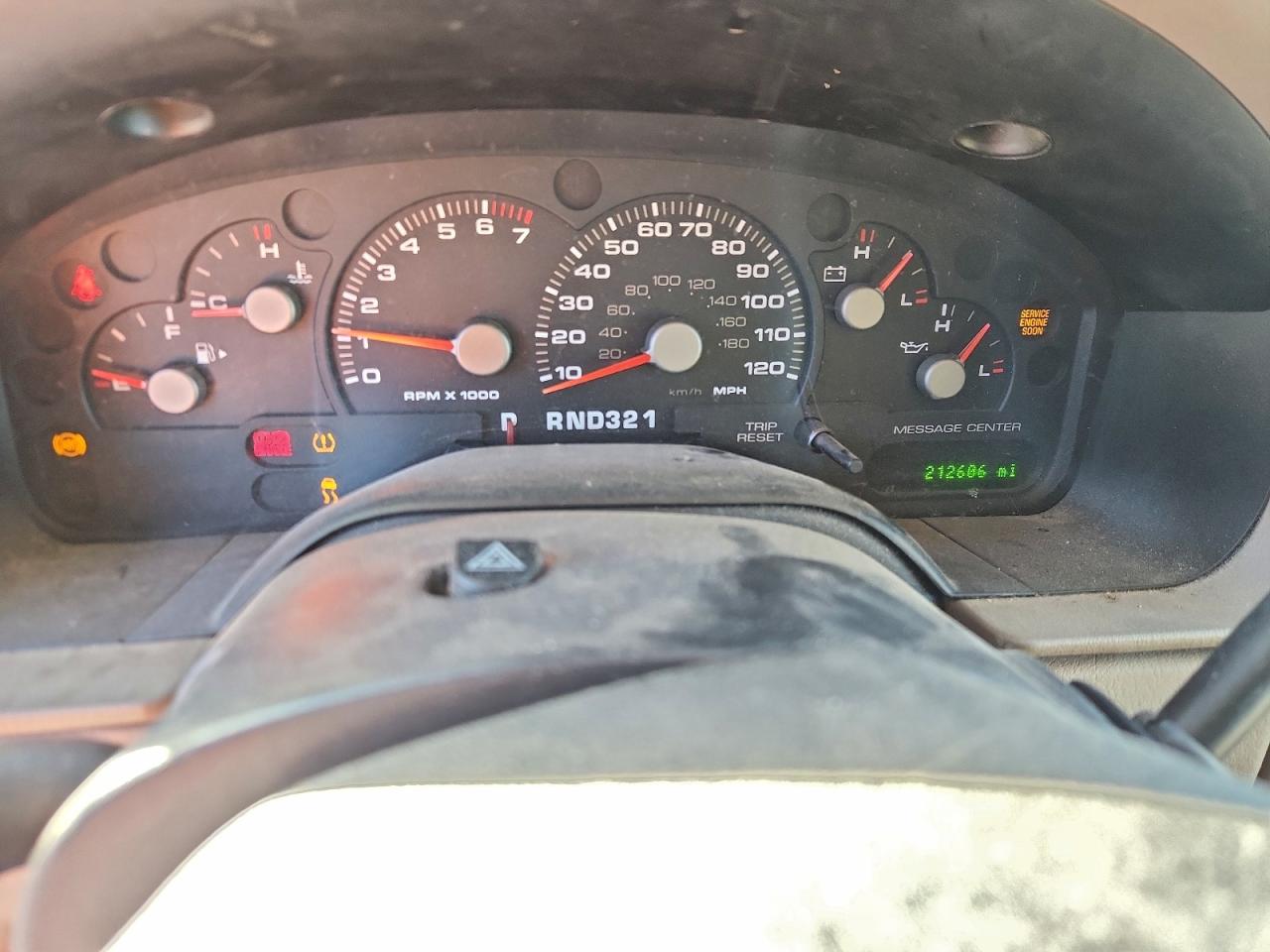 Ford Explorer Xls Image 2