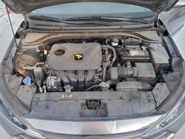 Hyundai ELANTRA Se Image 9