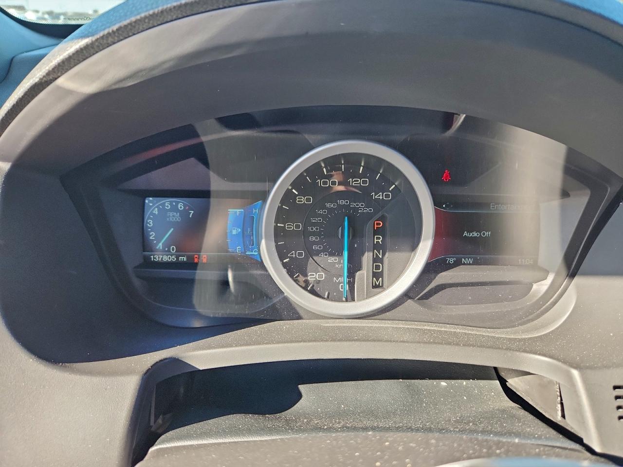 Ford Explorer Limited Image 11