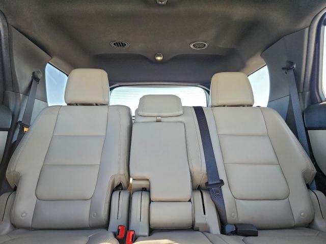 Ford Explorer Limited Image 6