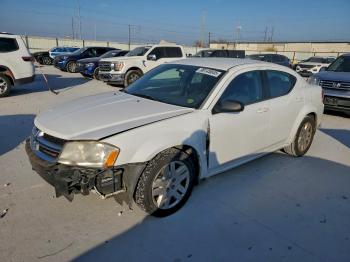  Salvage Dodge Avenger