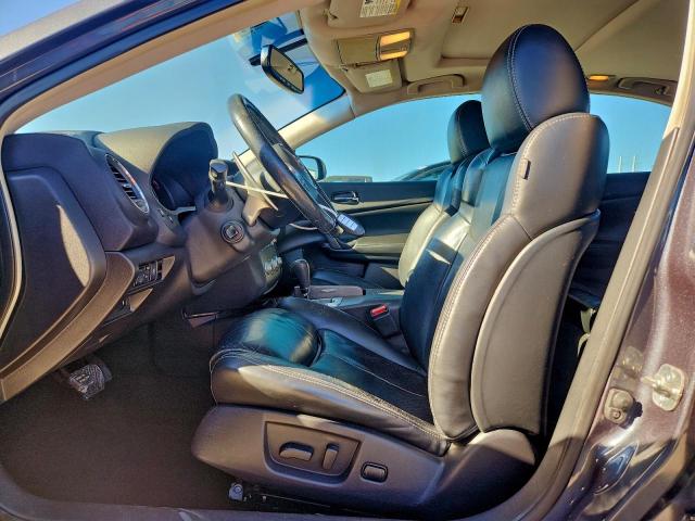 Nissan Maxima S Image 4