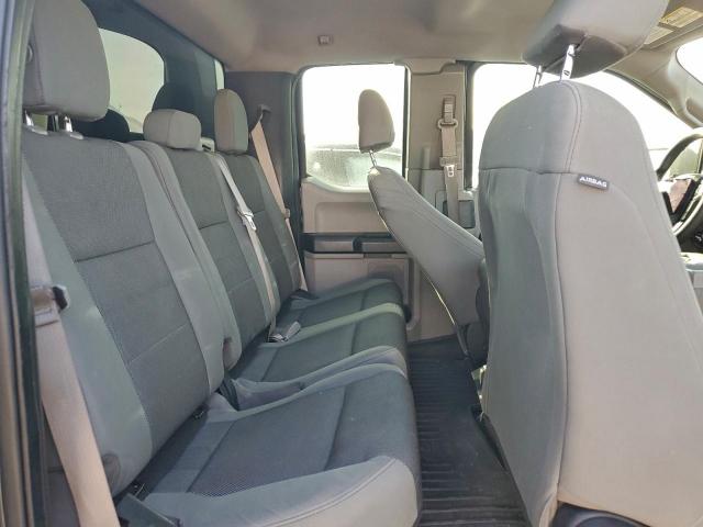 Ford F-150 Super Cab Image 9