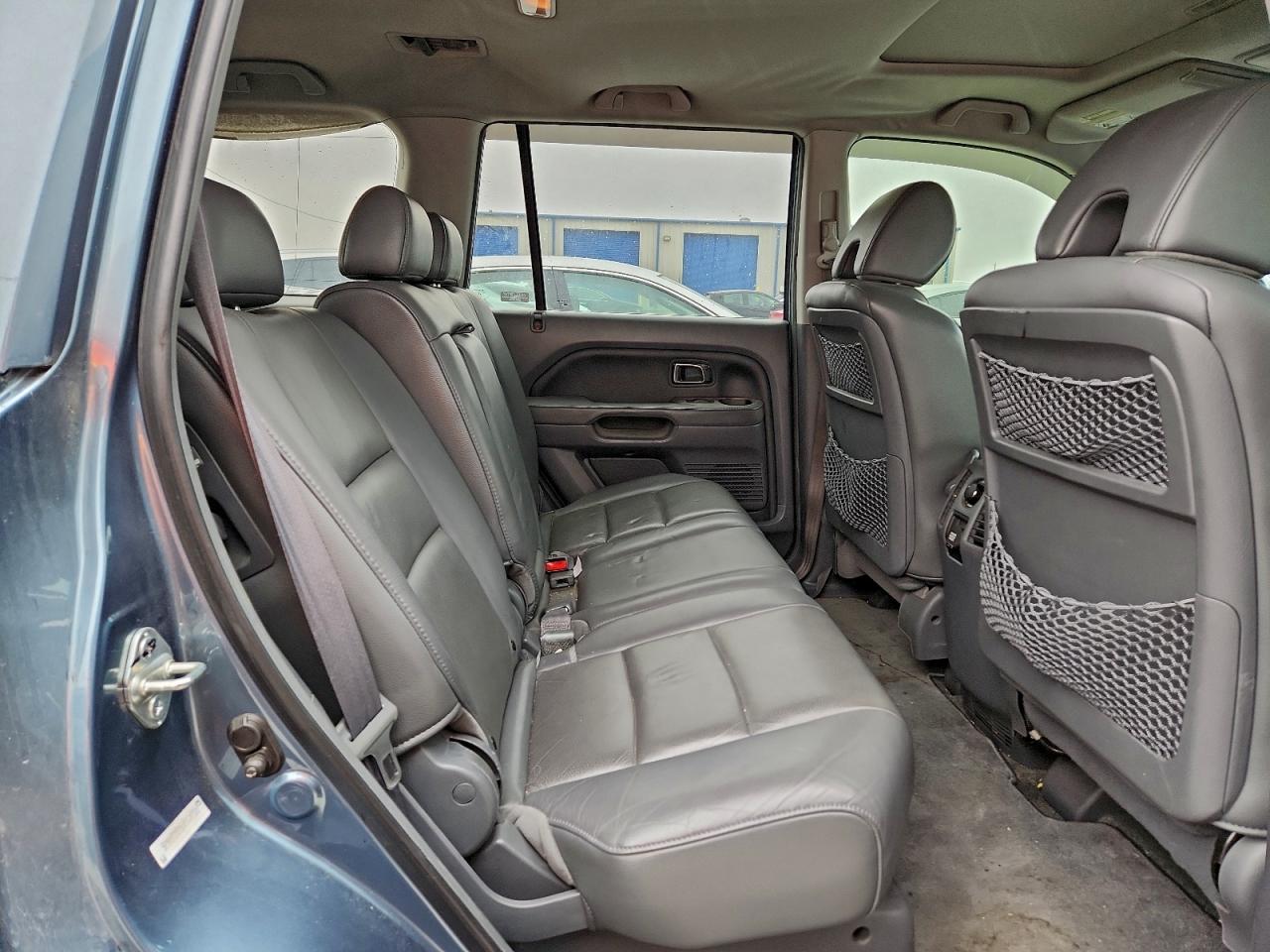 Honda Pilot Ex Image 10