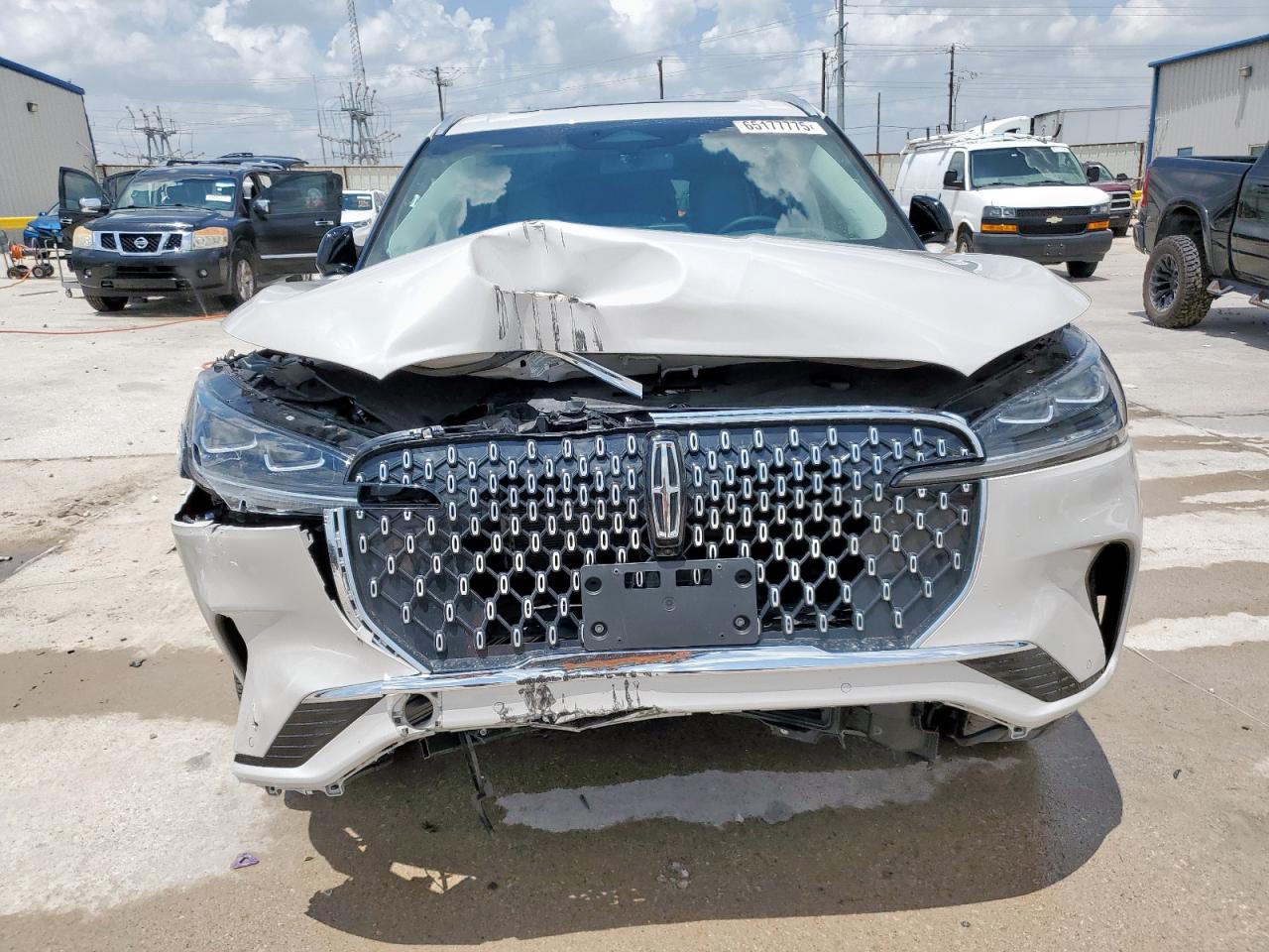 Lincoln Aviator Reserve Image 14