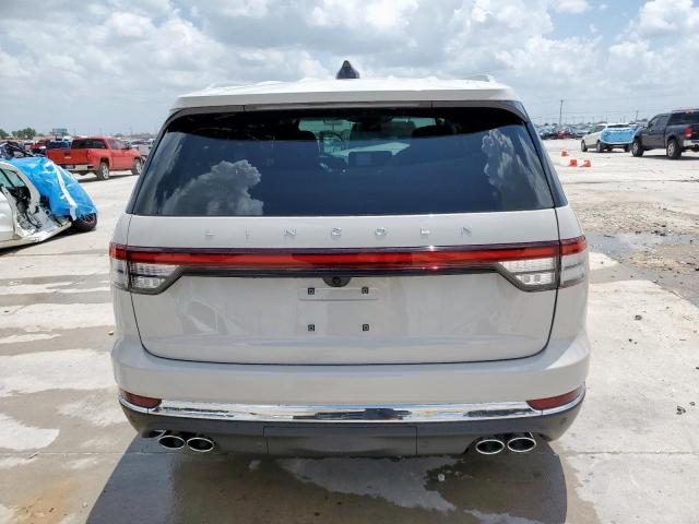 Lincoln Aviator Reserve Image 11