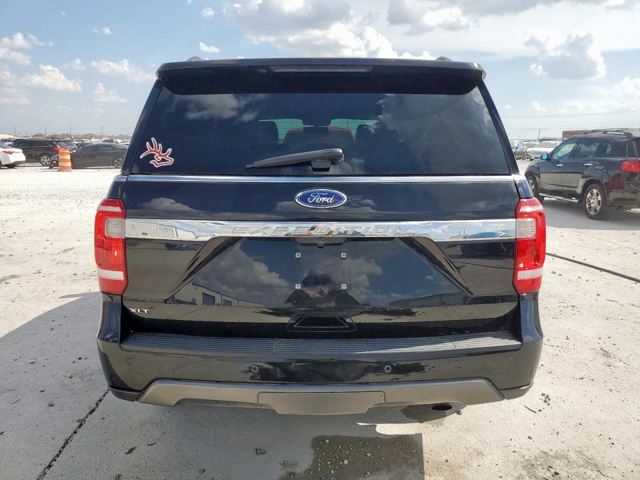 Ford Expedition Xlt Image 5