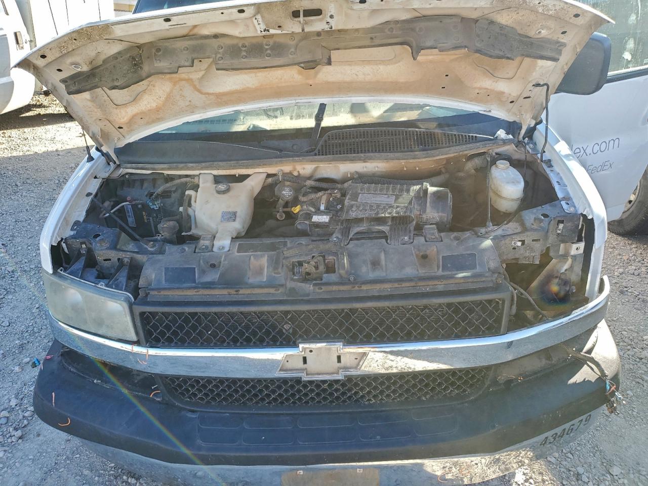 Chevrolet Express Image 3