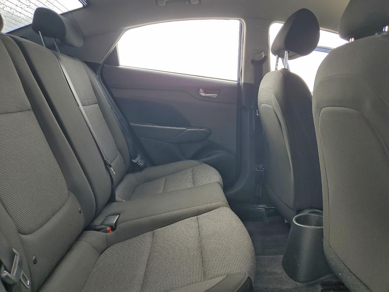 Hyundai ACCENT Se Image 5