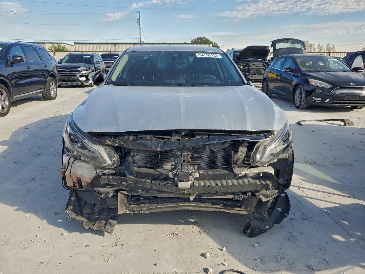 Nissan Altima Sr Image 6