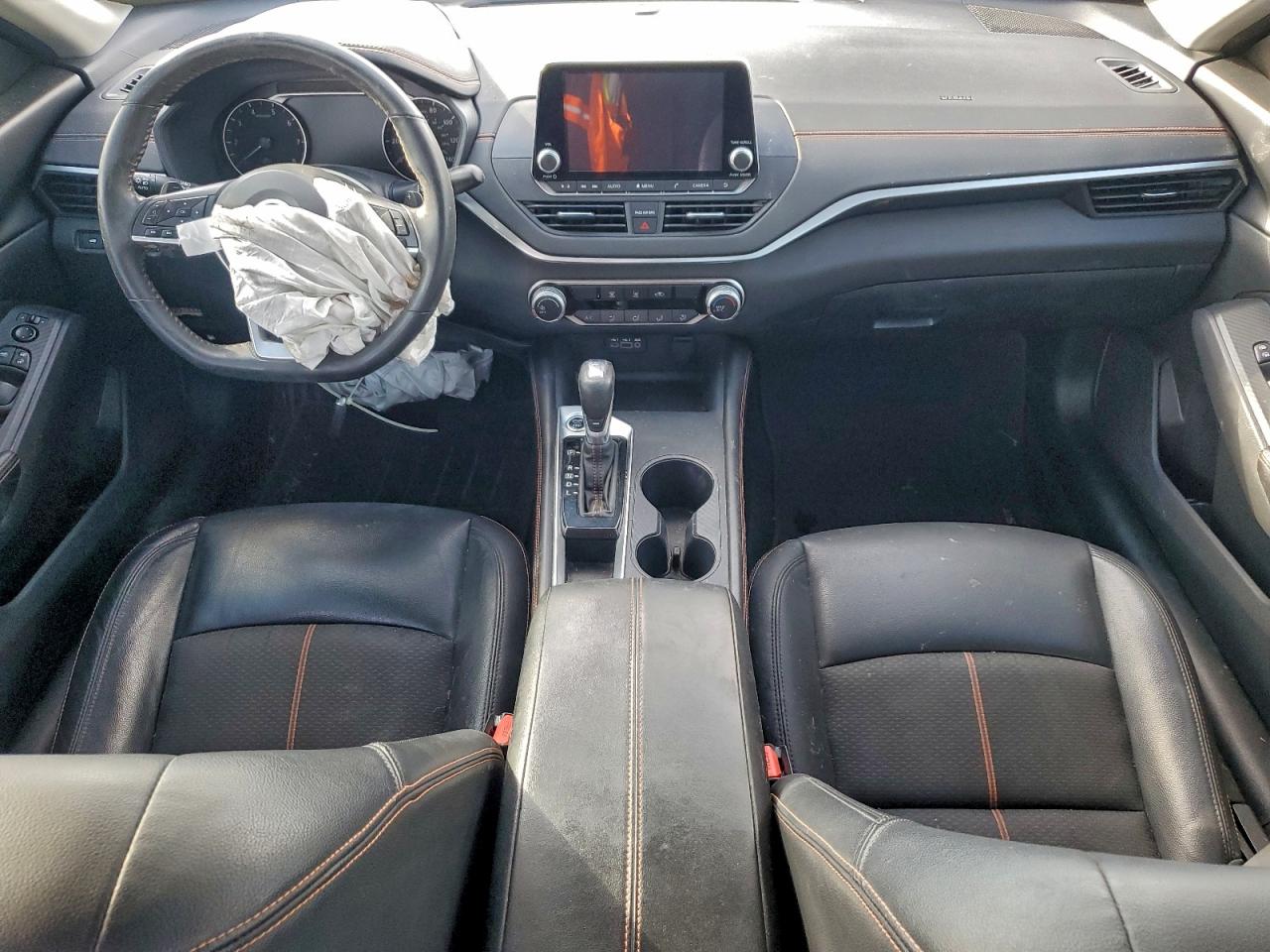 Nissan Altima Sr Image 12