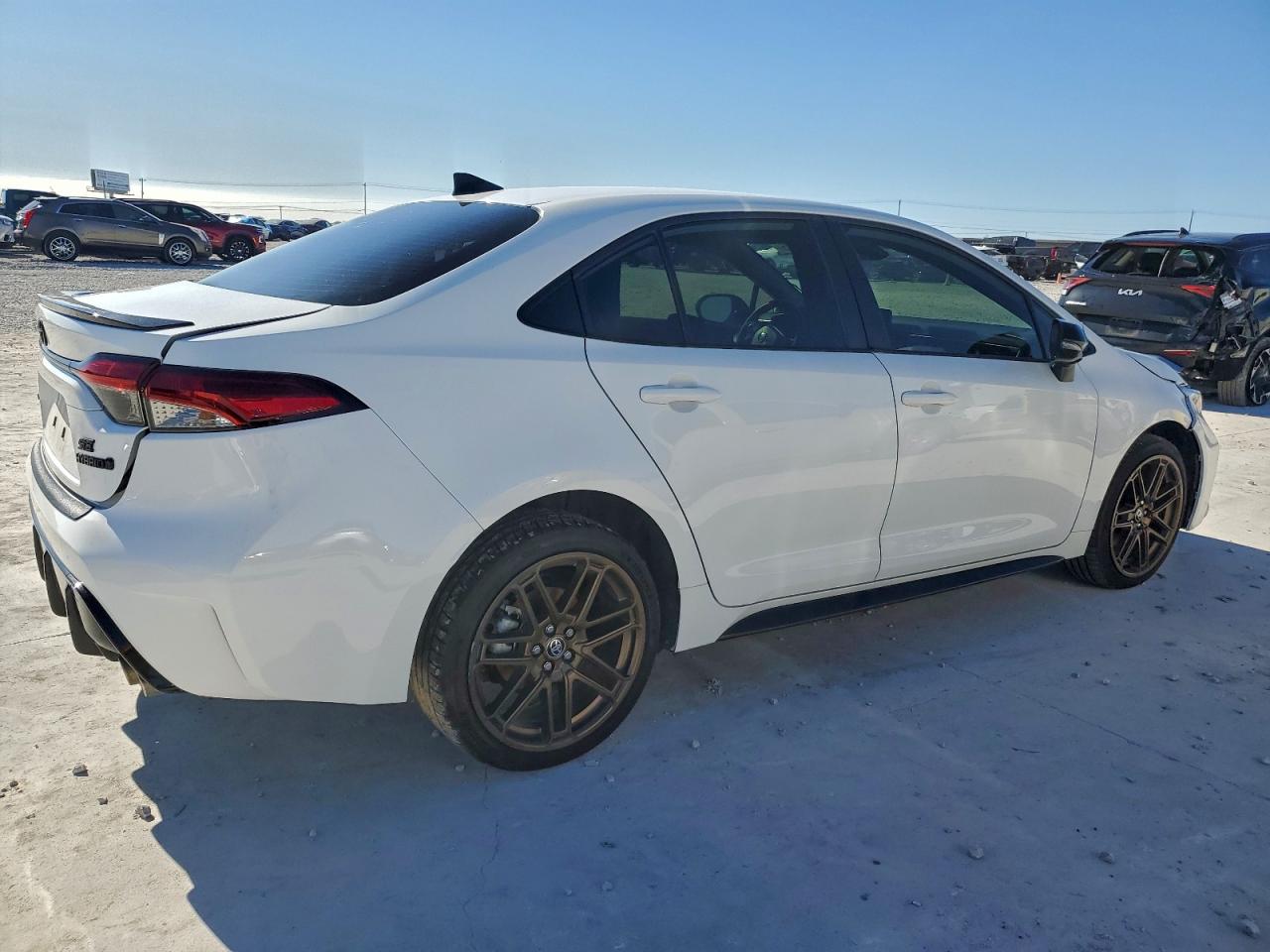 Toyota Corolla Le Image 9