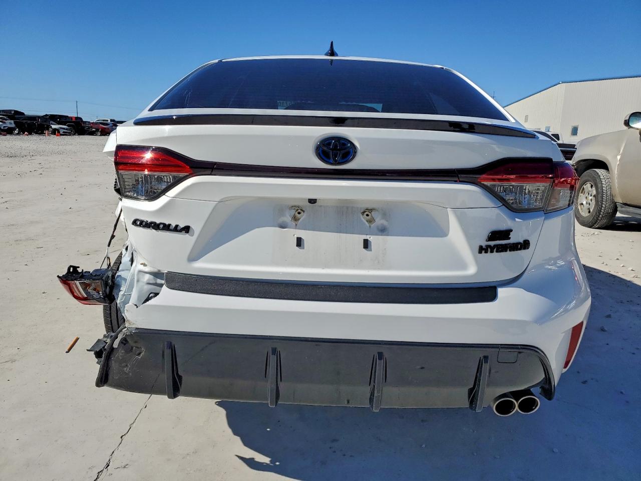 Toyota Corolla Le Image 4