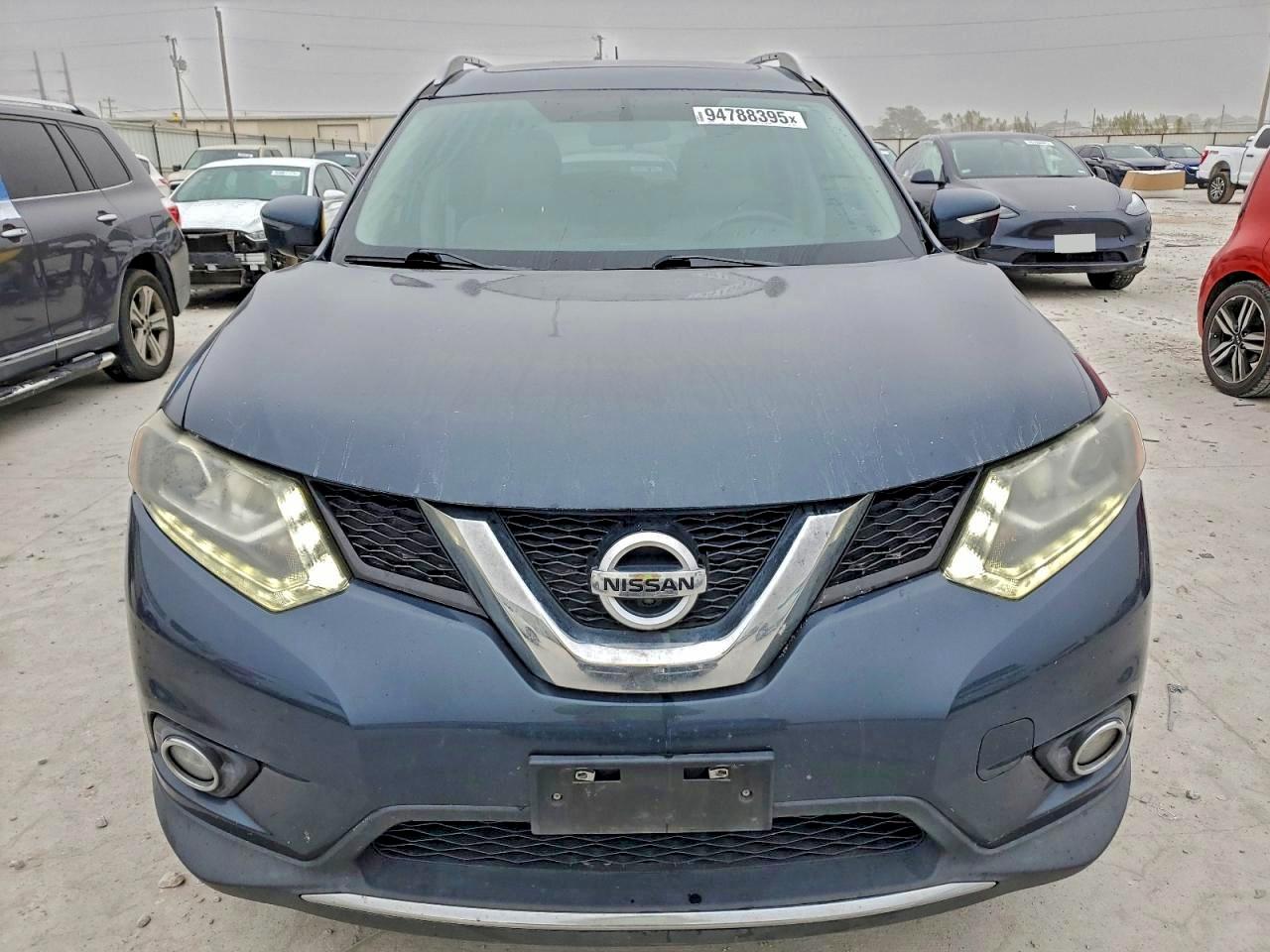 Nissan Rogue S Image 7