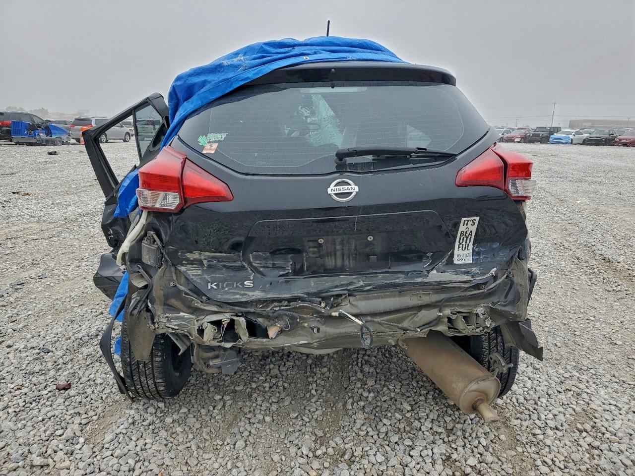 Nissan Kicks S Image 6