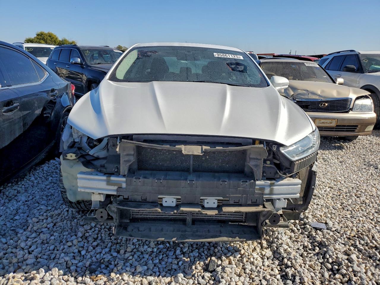 Ford Fusion Se Image 9