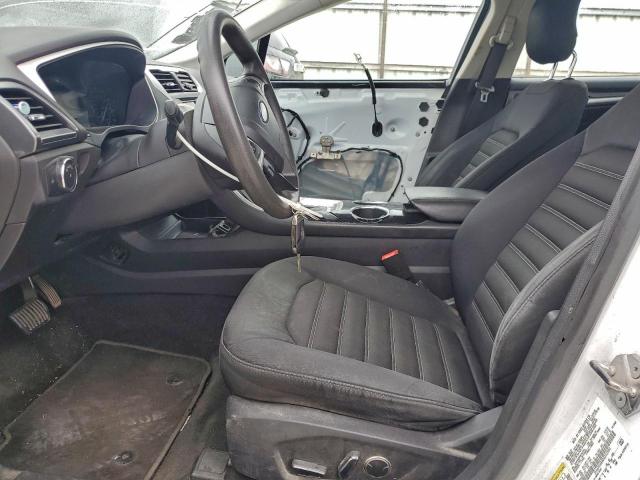 Ford Fusion Se Image 8