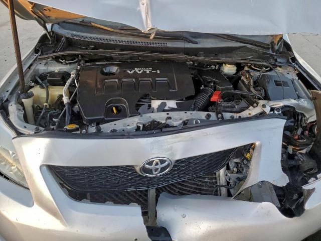 Toyota Corolla Base Image 12