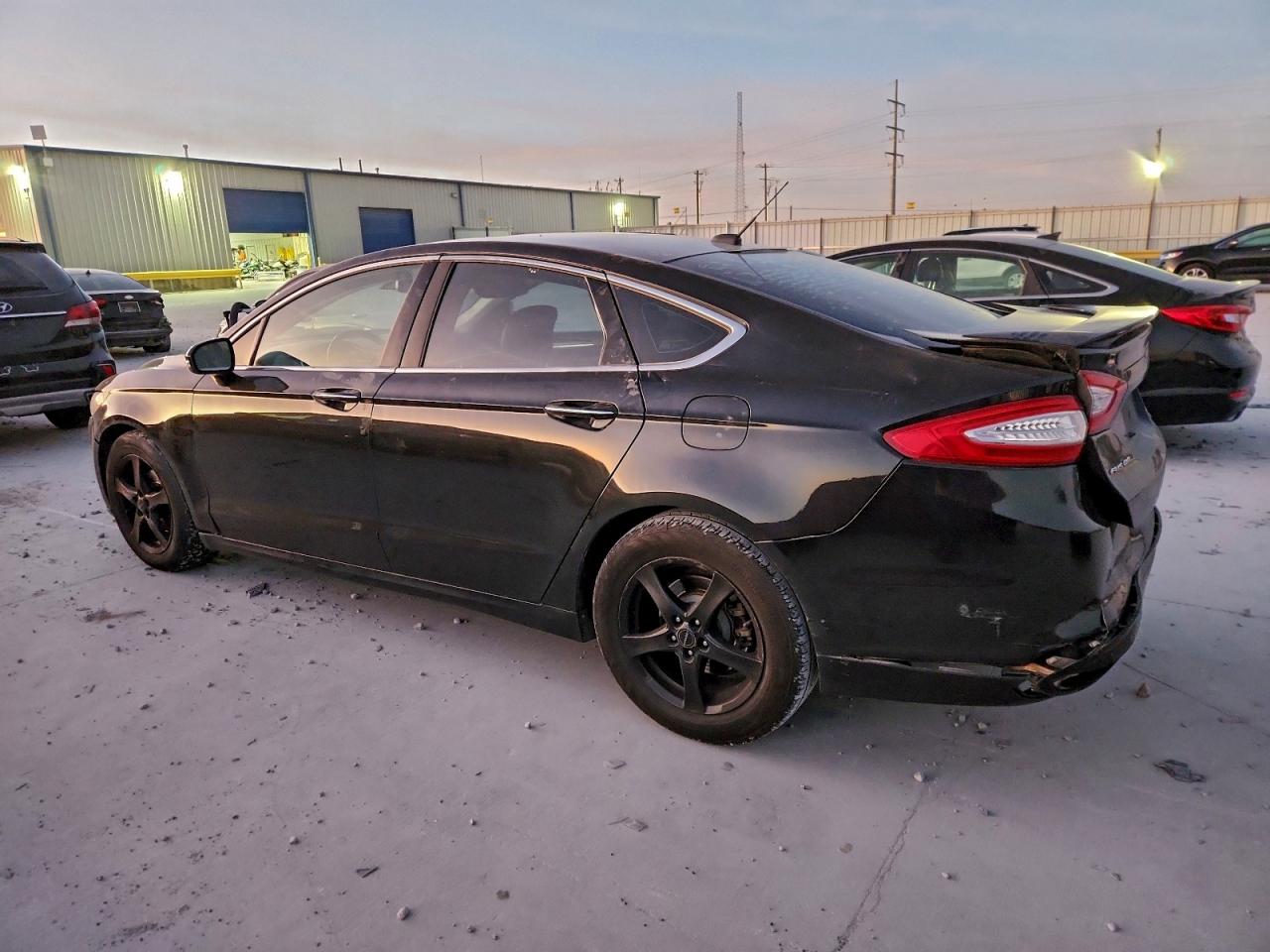 Ford Fusion Titanium Image 3