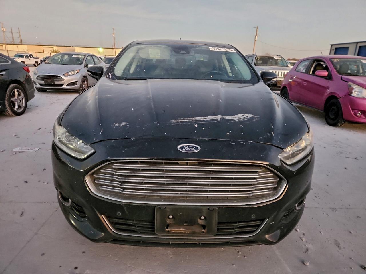 Ford Fusion Titanium Image 2