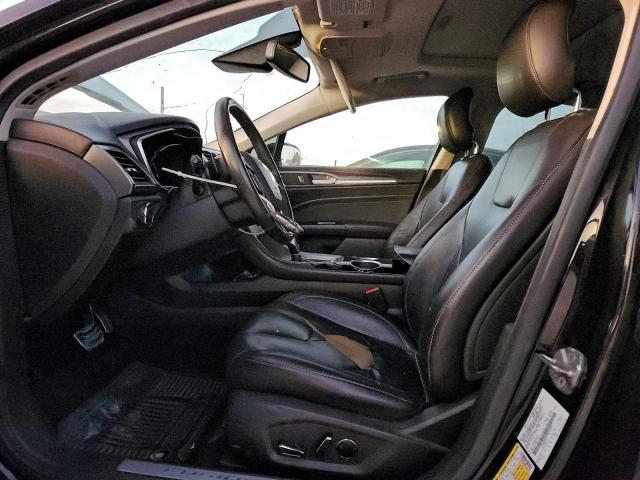 Ford Fusion Titanium Image 9