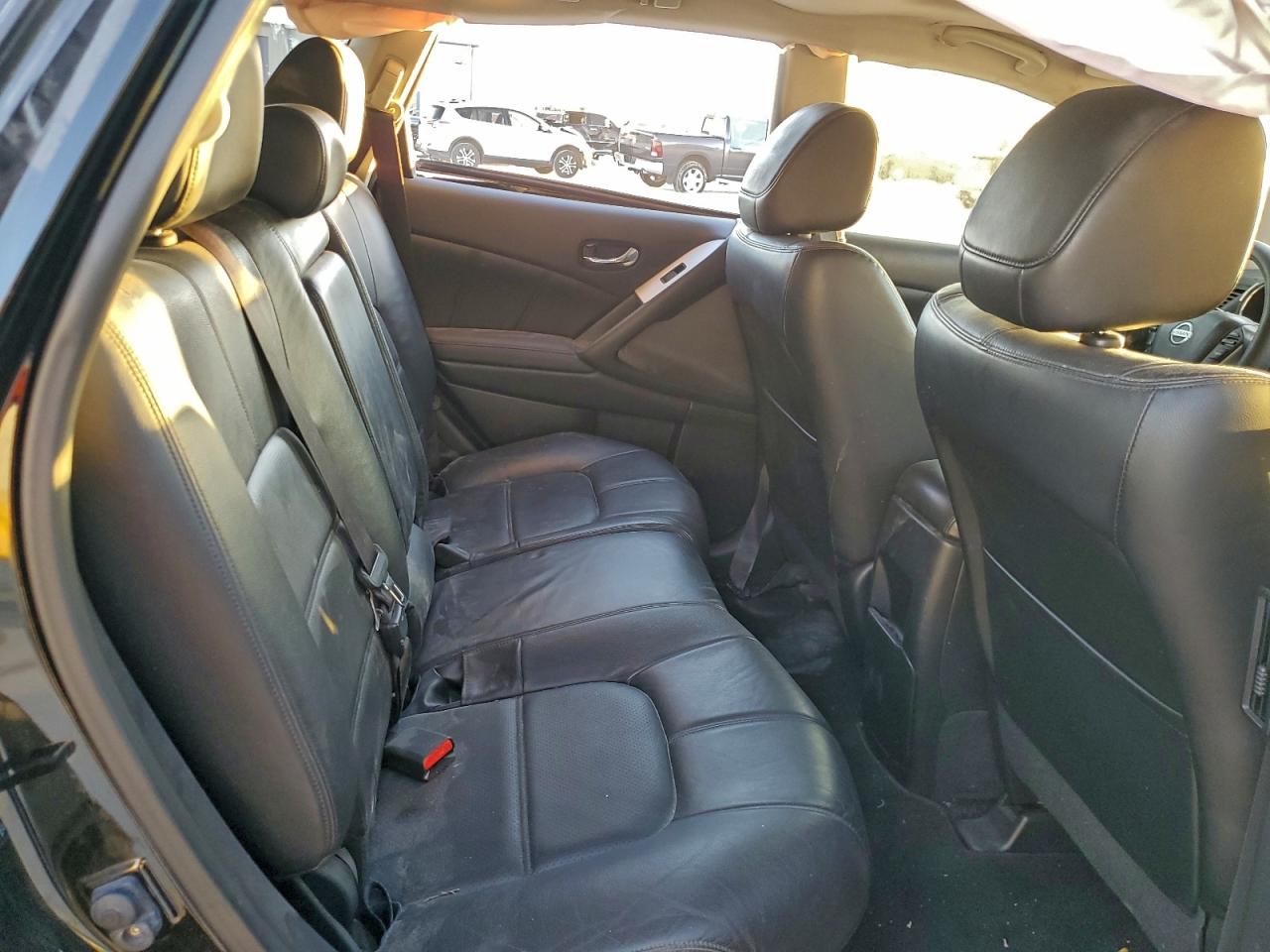 Nissan Murano S Image 6