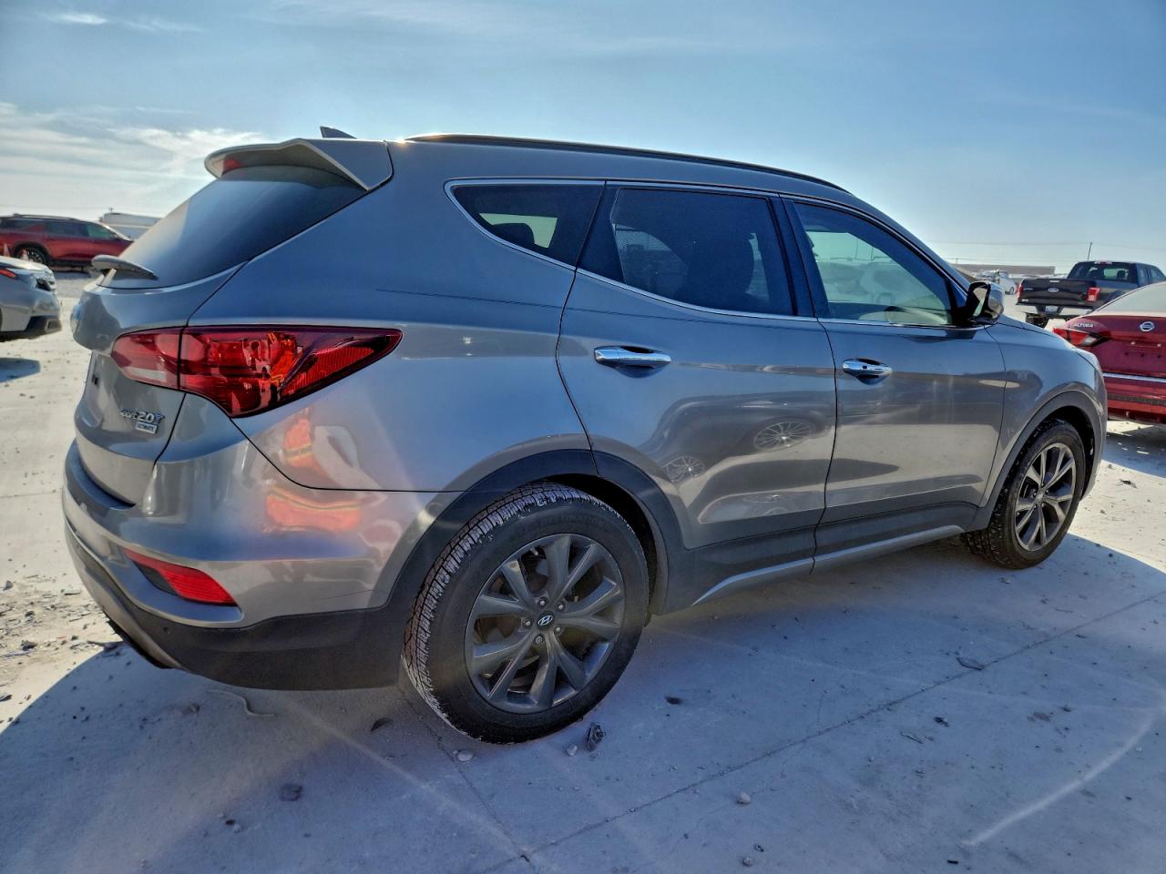 Hyundai SANTA FE Image 5