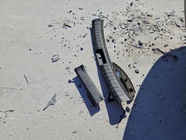 Hyundai SANTA FE Image 12