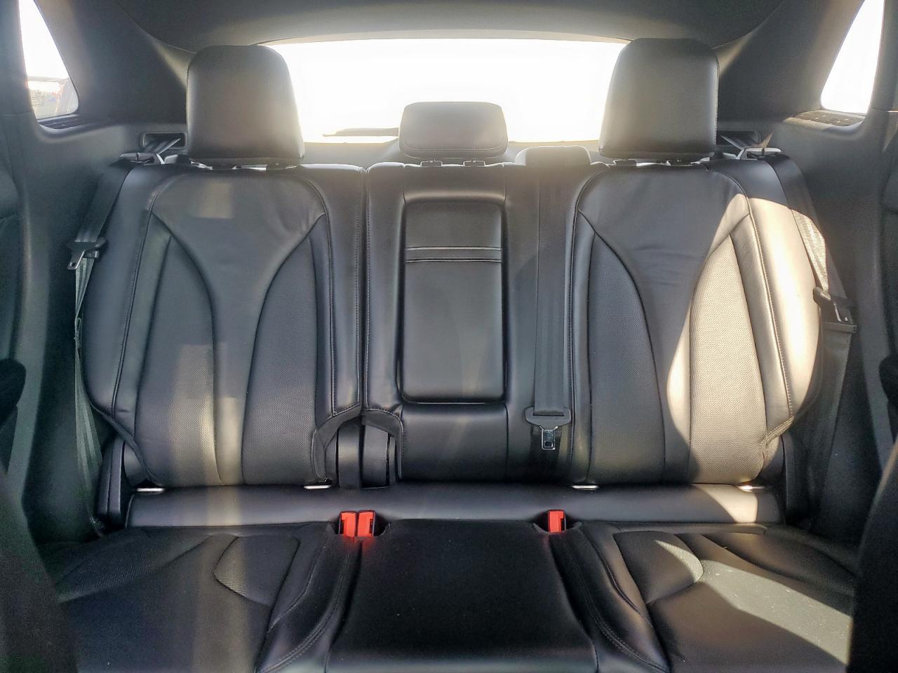 Lincoln MKZ Image 13