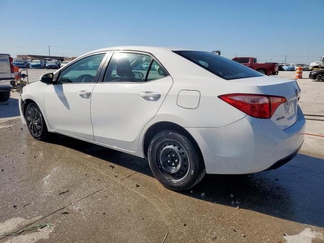 Toyota Corolla L Image 2