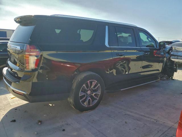 Chevrolet Suburban C1500 Lt Image 4