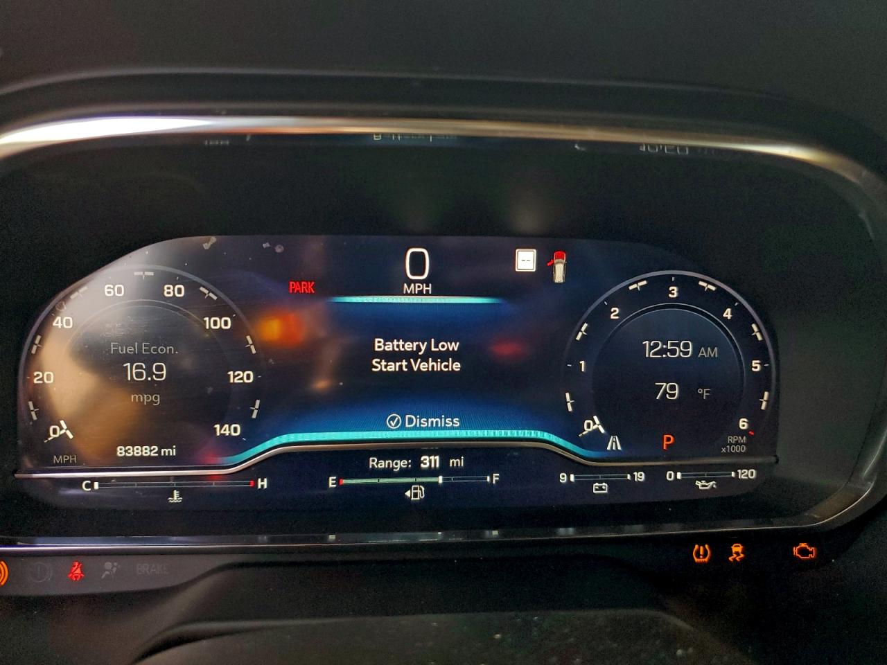 Chevrolet Suburban C1500 Lt Image 7