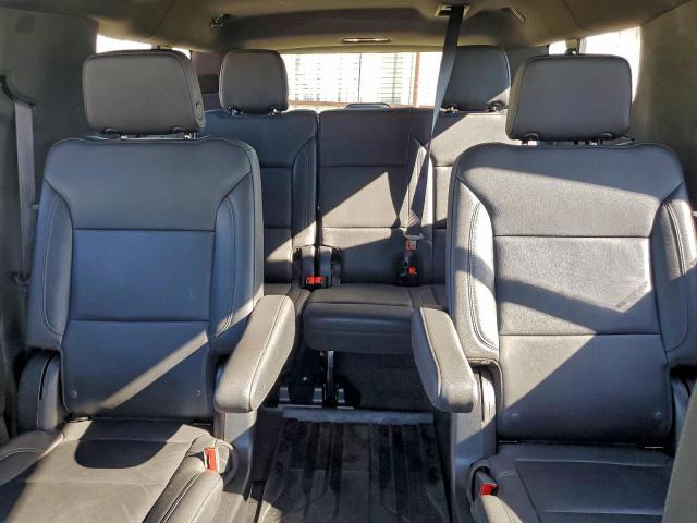 Chevrolet Suburban C1500 Lt Image 9