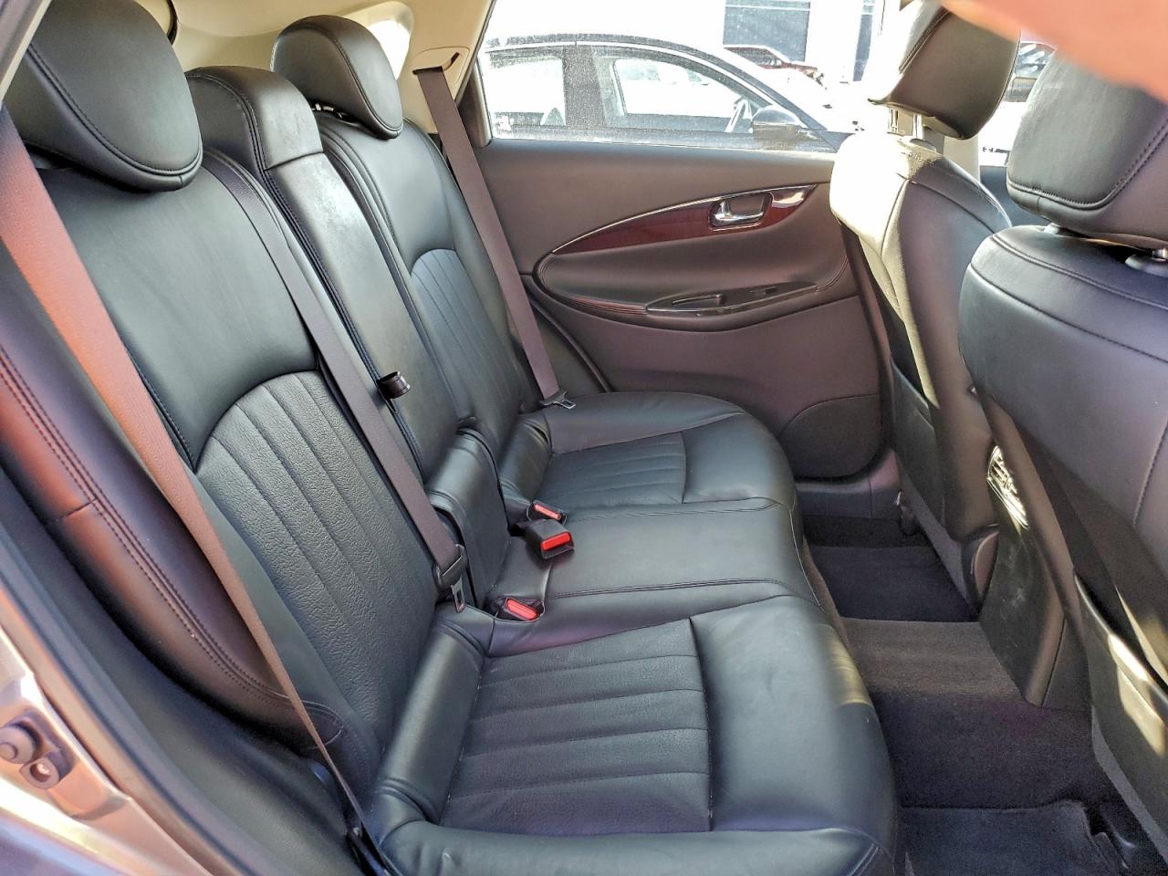 INFINITI Qx Image 12