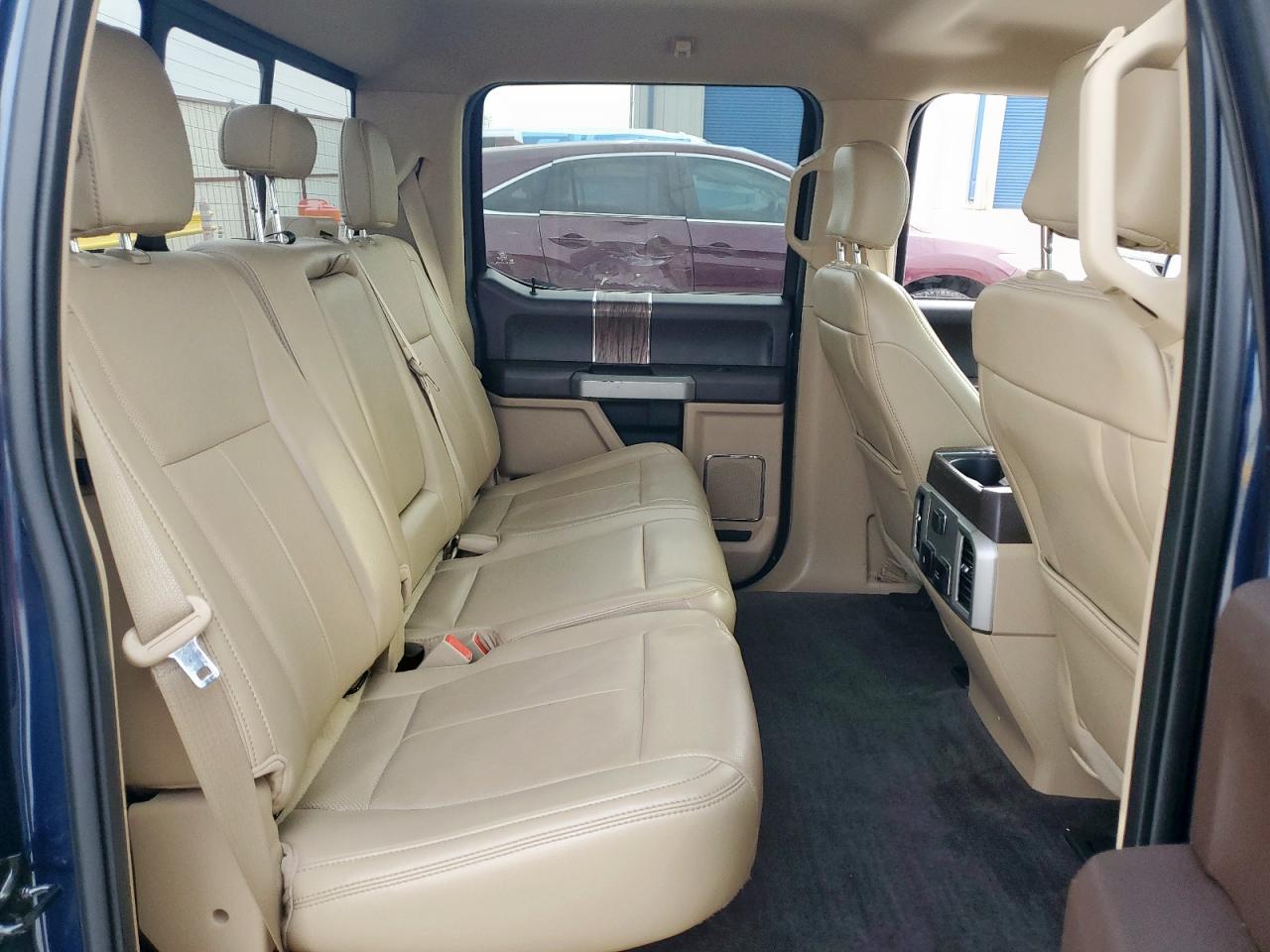 Ford F-150 Supercrew Image 12