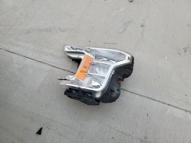 Ford F-150 Supercrew Image 13