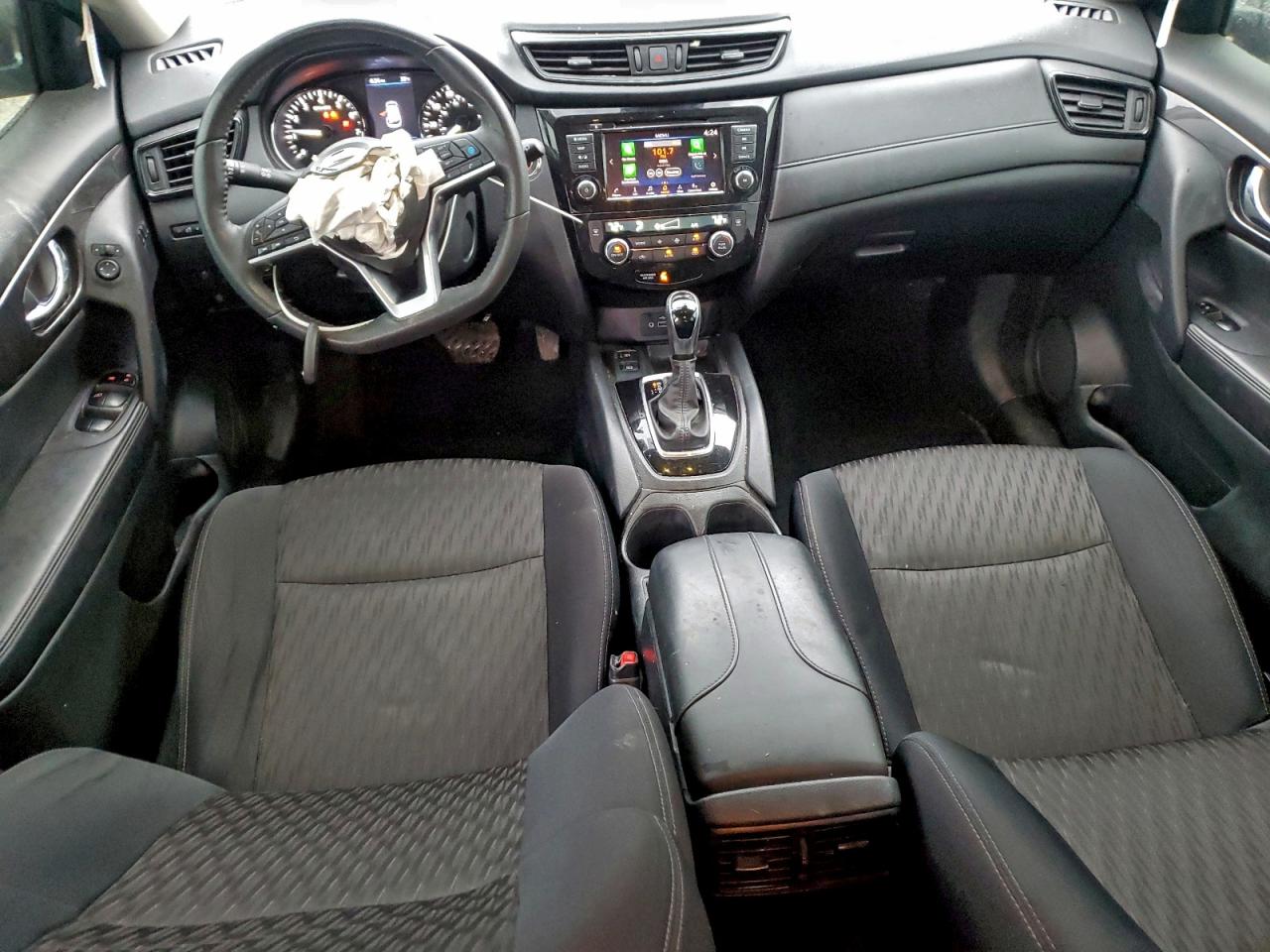 Nissan Rogue S Image 5