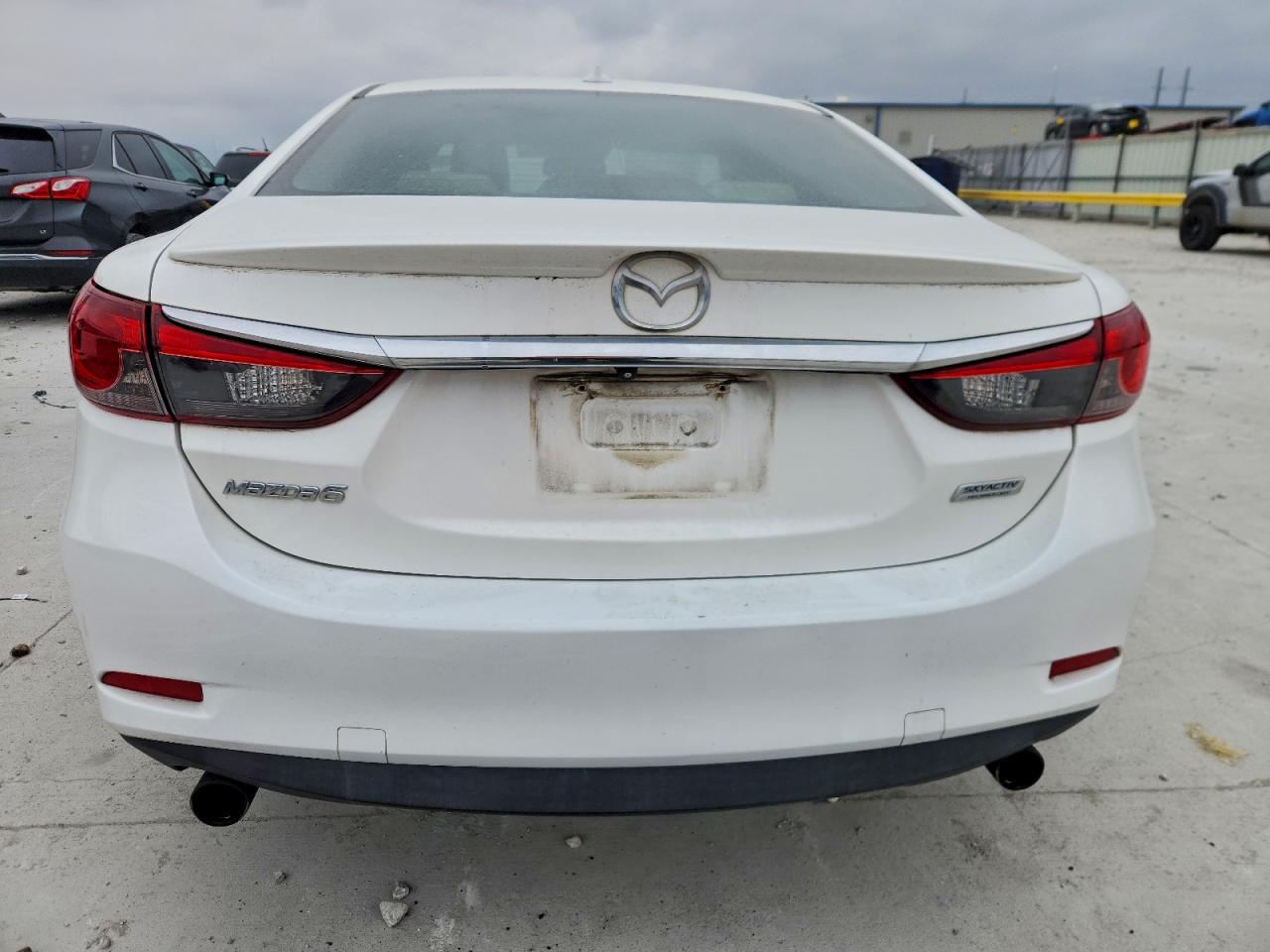 Mazda 6 Grand Touring Image 8